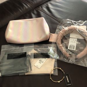 Express bundle w/Ulta make up pouch